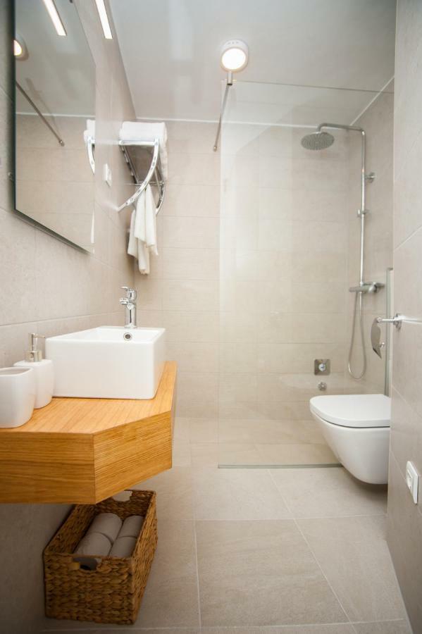 Apartments Hugo Σπλιτ Εξωτερικό φωτογραφία