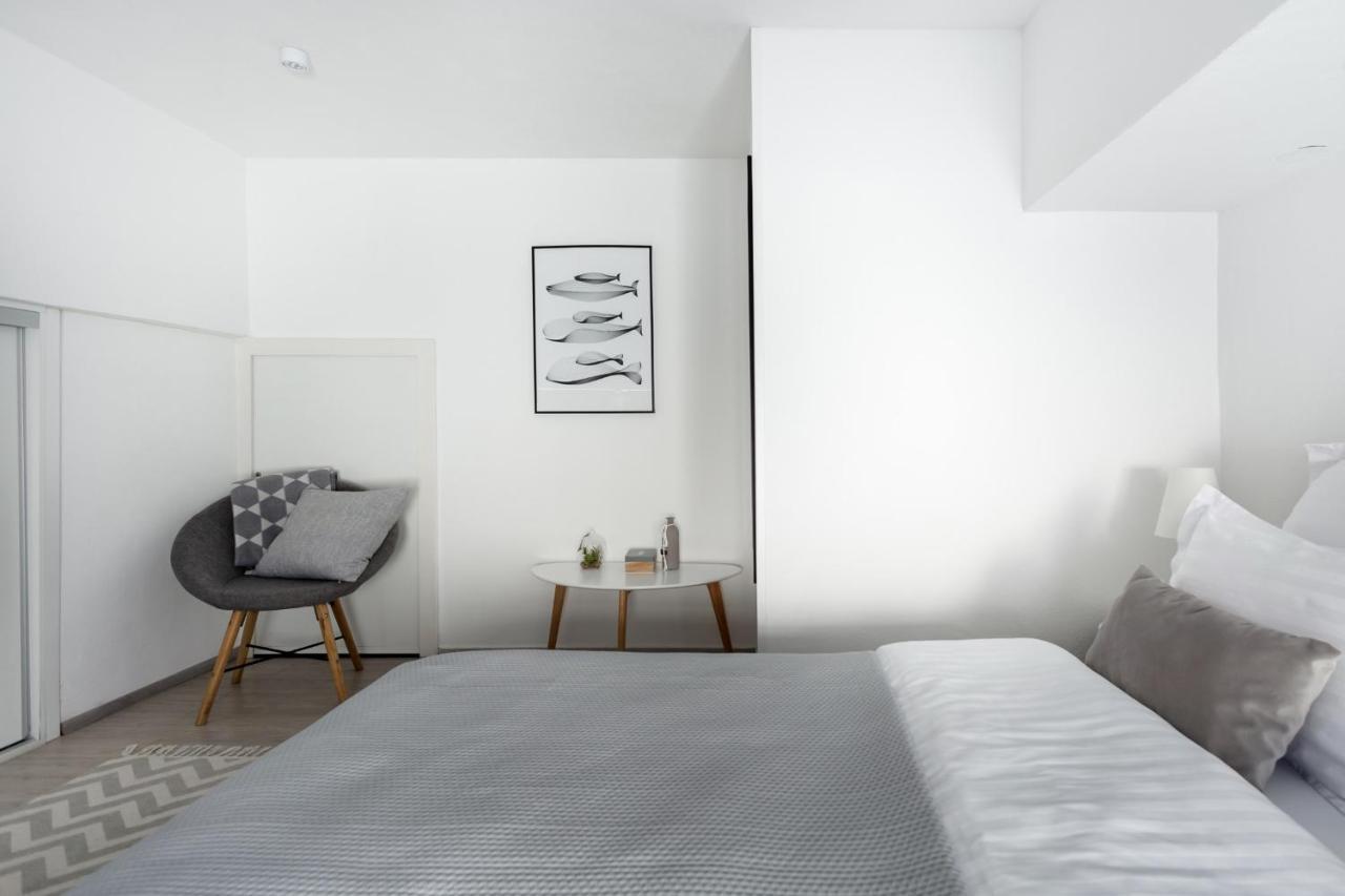 Apartments Hugo Σπλιτ Εξωτερικό φωτογραφία