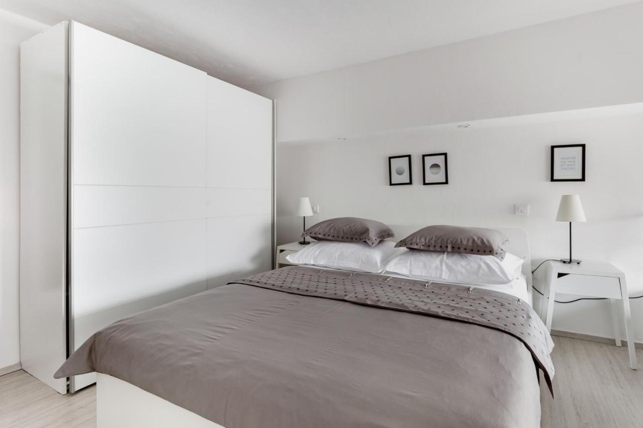 Apartments Hugo Σπλιτ Εξωτερικό φωτογραφία